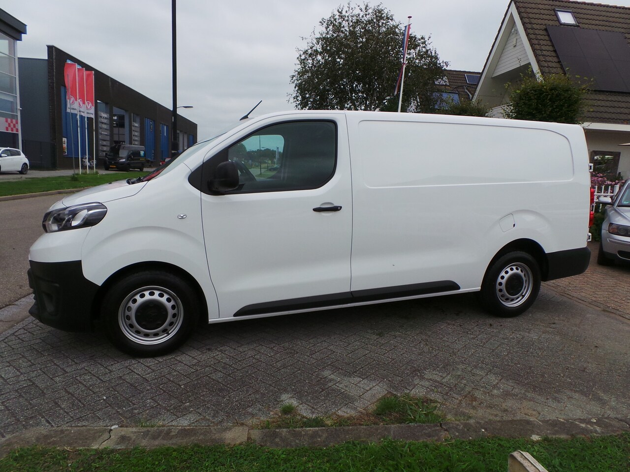 Toyota ProAce Worker - 1.5 D-4D Cool Long Airco,Cruise,Navi,Pdc,MF Stuur,Enz - AutoWereld.nl