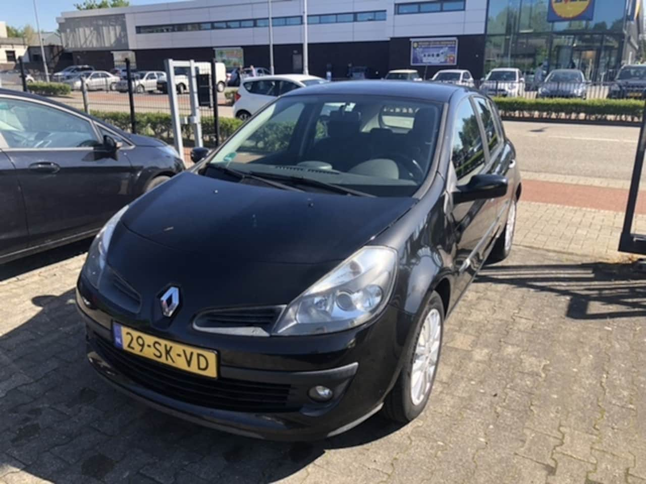 Renault Clio - 1.6-16V Dynam.Luxe - AutoWereld.nl