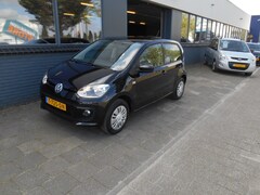 Volkswagen Up! - 1.0 GROOVE UP BLM