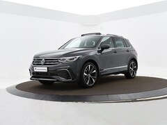 Volkswagen Tiguan - 1.5 Tsi 150pk DSG R-Line Business+ | IQ.Light | Keyless | Panoramadak | App-Connect | Navi
