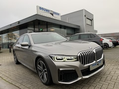 BMW 7-serie - 745e Hybrid M-sport 745 Comfortstoelen|Schuifdak|Leer