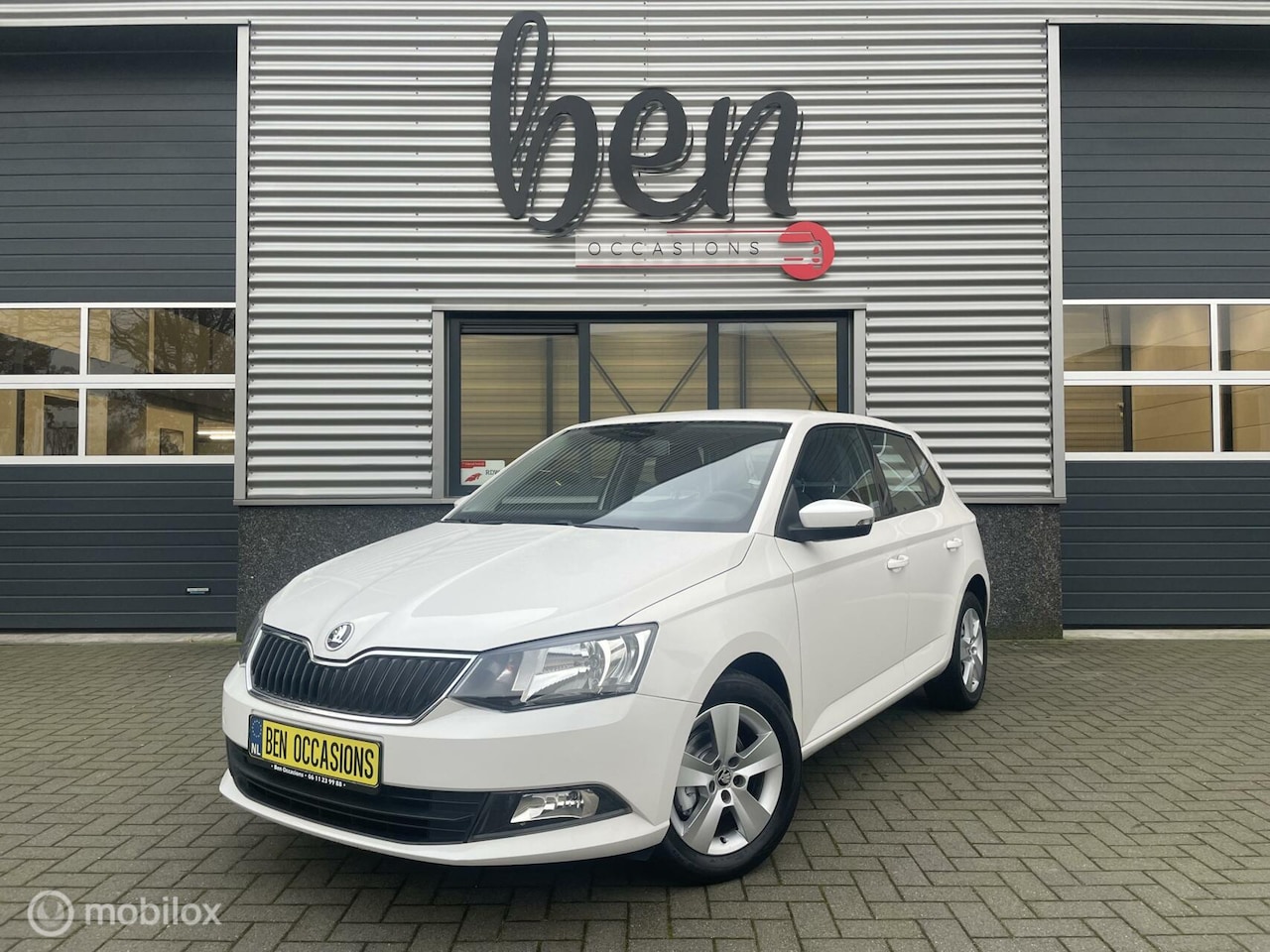 Skoda Fabia - 1.0 Active 2e Eig Airco Cruise PDC - AutoWereld.nl