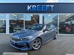 BMW 1-serie - 118i M Sport High Executive App connect