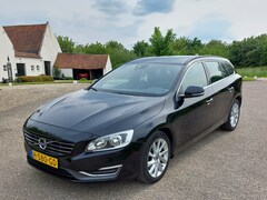 Volvo V60 - 1.6 D2 Summum