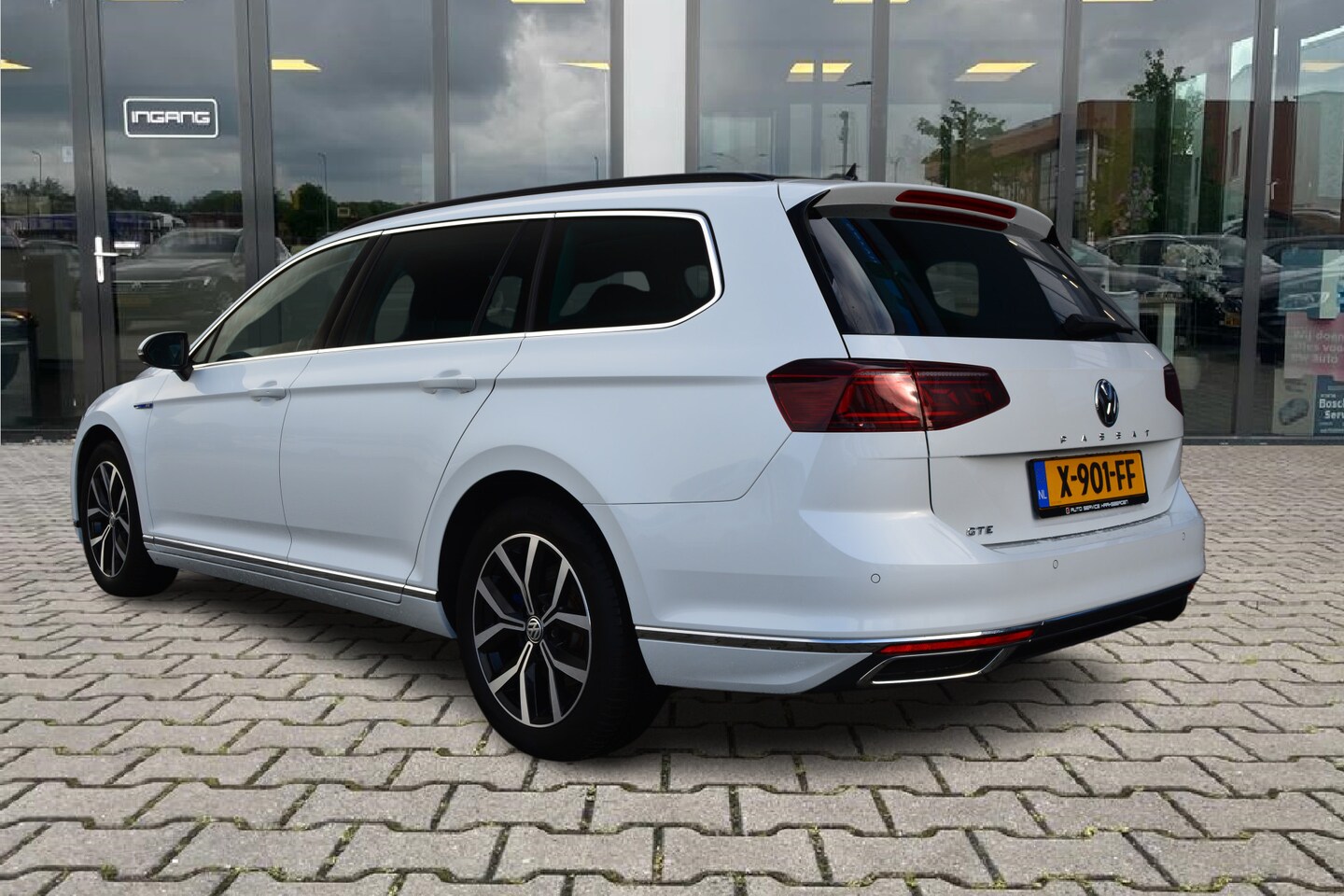 Volkswagen Passat Variant Tsi Phev Gte Business Dealer