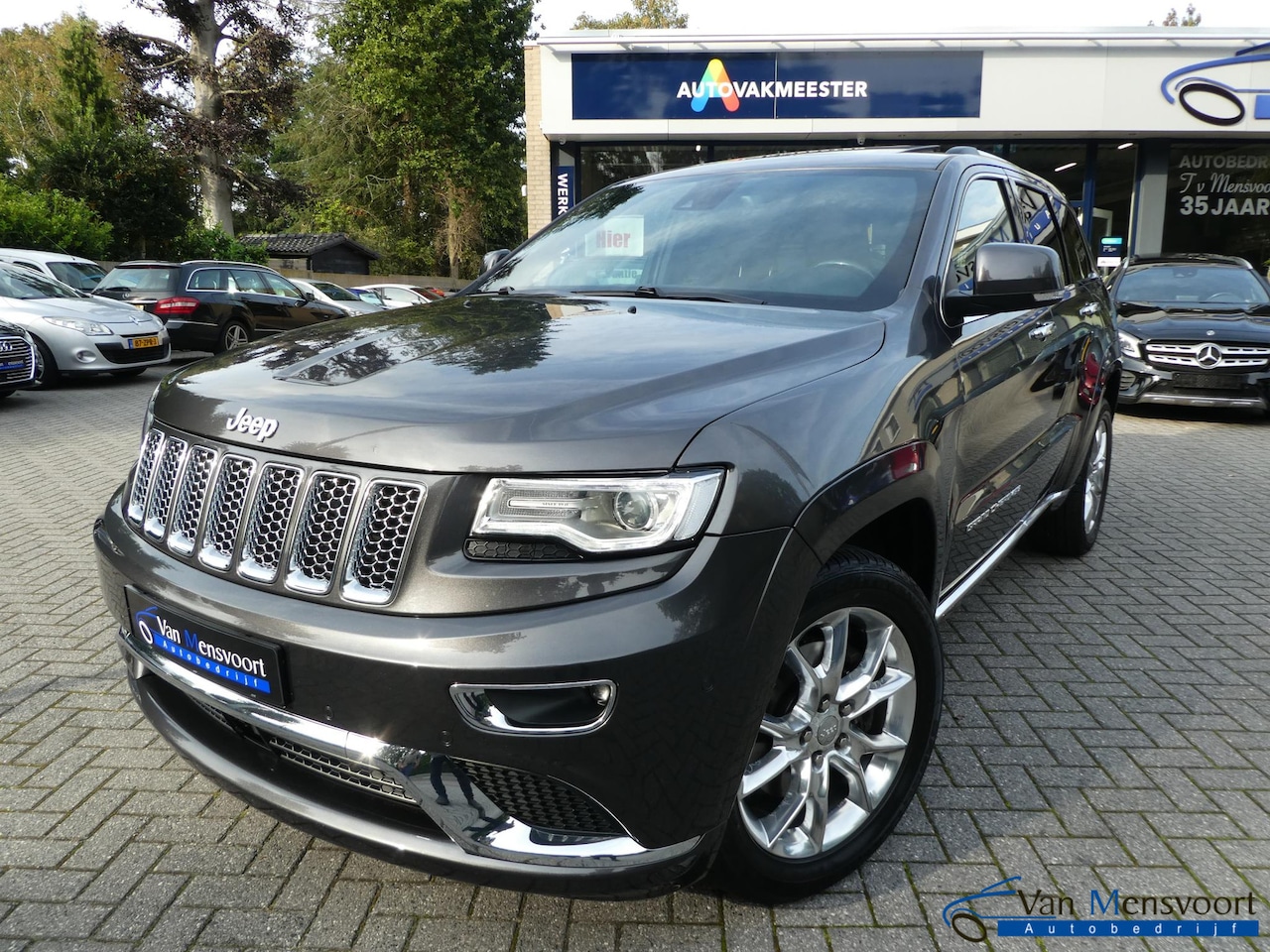 Jeep Grand Cherokee - 3.0 CRD 250PK Automaat Summit ACC|Panorama|Luchtvering|Leder|Stoelklima|Vol! - AutoWereld.nl