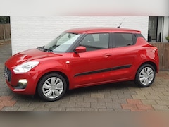 Suzuki Swift - 1.2 5drs select airco navi camara parel moer red