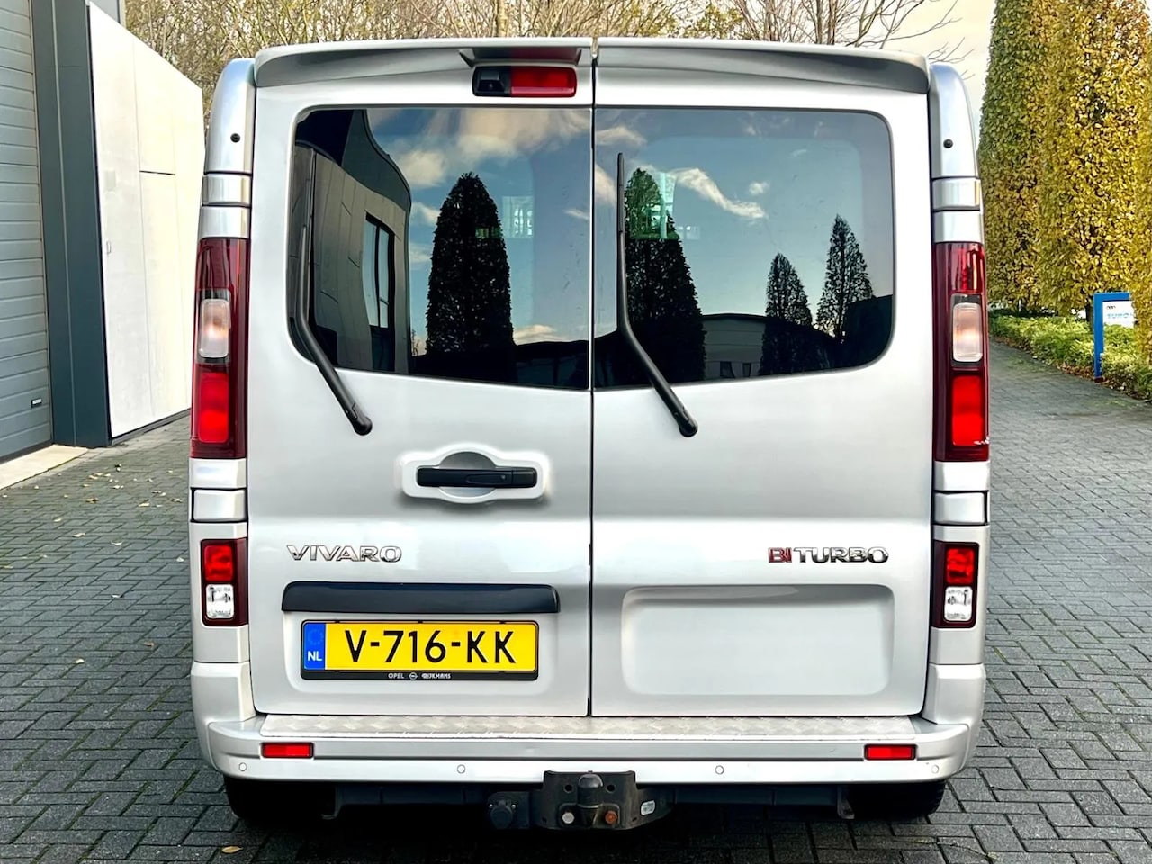 Opel Vivaro - -B 1.6 CDTI BI TURBO INNOVATION DC SPORT LEER/NAVI - AutoWereld.nl