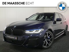 BMW 5-serie Touring - 520i High Executive M Sport Automaat / Panoramadak / Trekhaak / Laserlight / Driving Assis