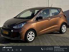 Hyundai i10 - 1.0i Comfort / Navigatie / Parkeersensoren / Bluetooth / 1e Eigenaar / Cruise Control /