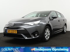 Toyota Avensis Touring Sports - 1.8 VVT-i Aspiration | Navigatie | Parkeersensoren | Climate Control |