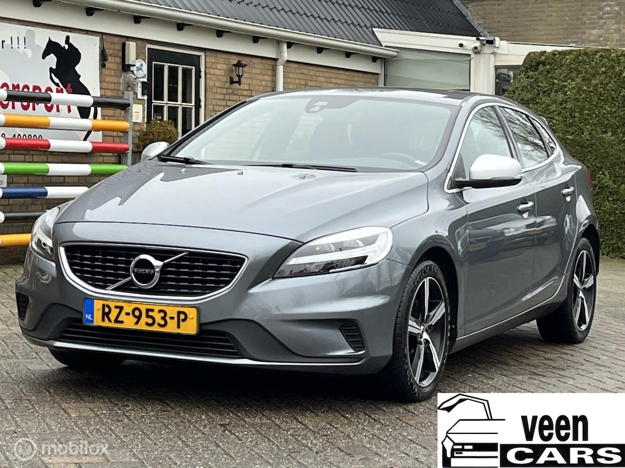 Volvo V40 - 2.0 T4 Business Sport ((119.000 KM, alle optie's)) - AutoWereld.nl