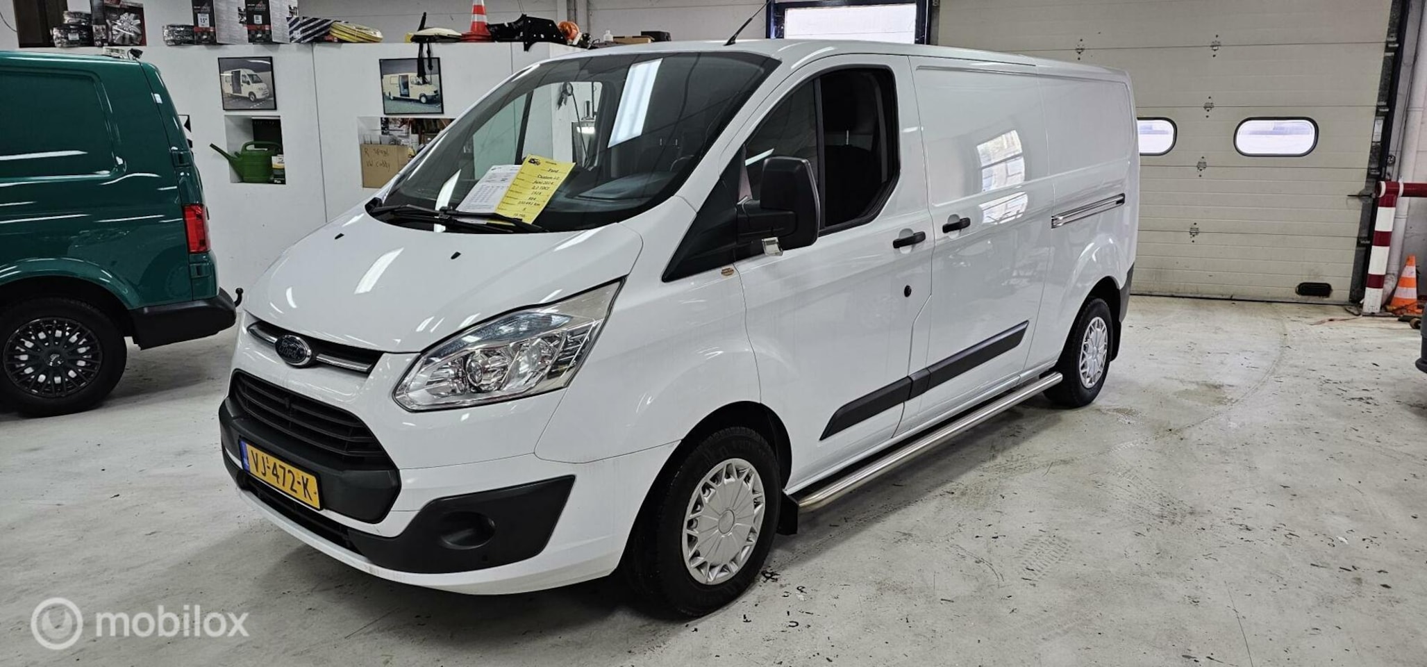 Ford Transit Custom - 290 2.2 TDCI L2H1 2-Schuifdeuren - AutoWereld.nl