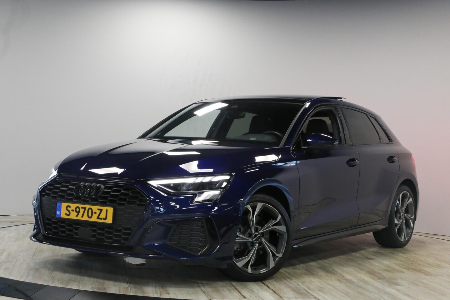 Audi A3 Sportback 35 TFSI Pro Line Schuif opendak Cruise Apple