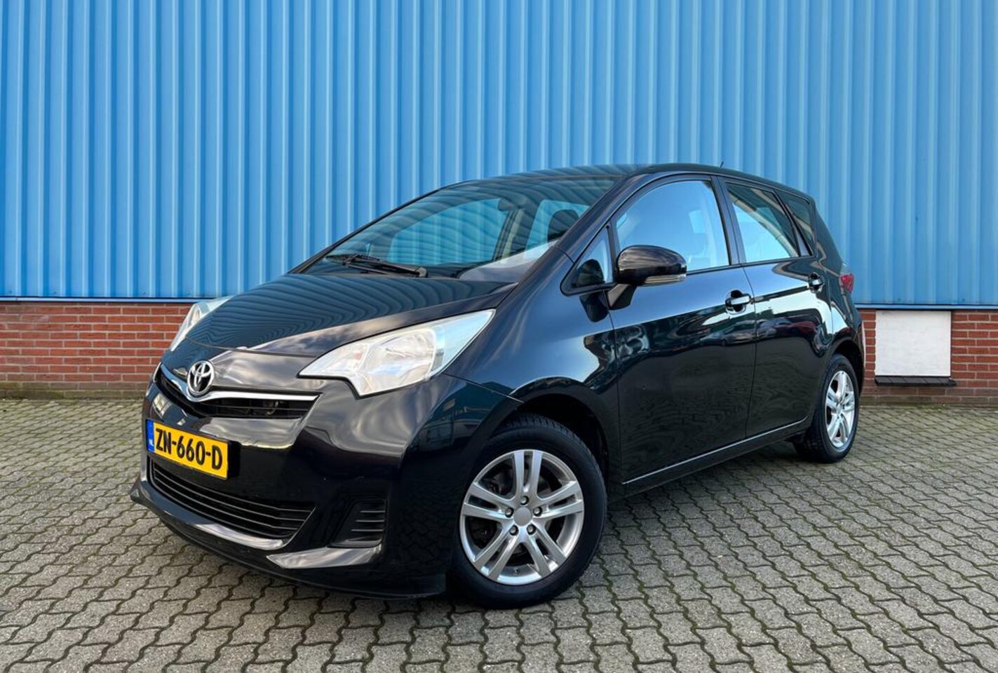 Toyota Verso S - 1.3 VVT-i 99pk Comfort Airco - AutoWereld.nl