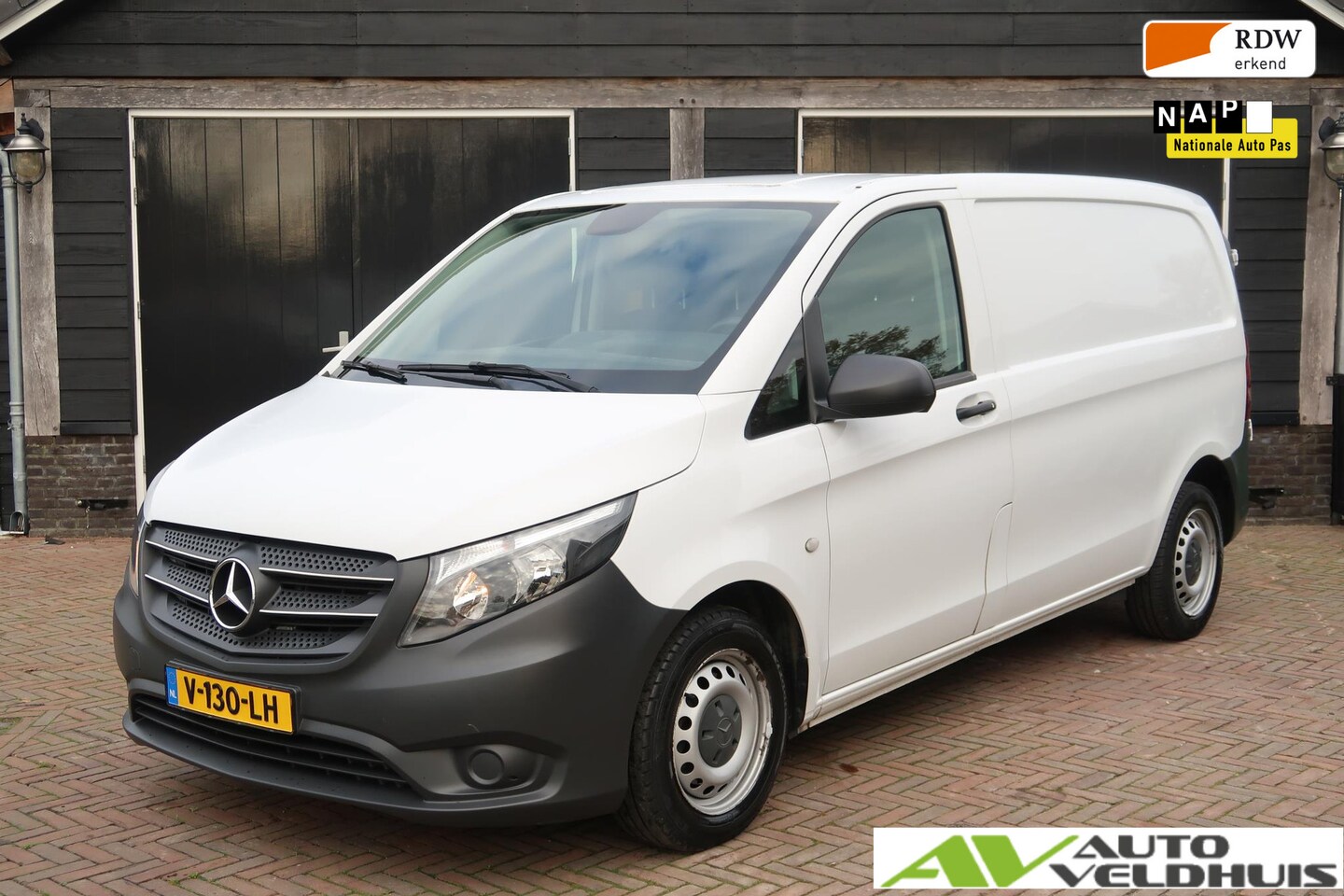 Mercedes-Benz Vito - 111 CDI Functional Lang 3 PERS. RIJKLAAR MOOIE BUS - AutoWereld.nl