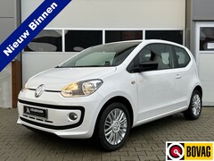 Volkswagen Up! - 1.0 high up BlueMotion Navigatie | Lichtmetaal | Airco