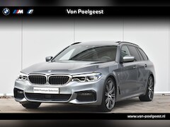 BMW 5-serie Touring - 530i High Executive M-Sport Glazen Schuifdak / 20 Inch / Stoelventilatie / Lederen Dashboa