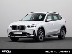 BMW X1 - 18i sDrive | Verwarmde voorstoelen | Premium Pack | PDC voor en achter | camera | Comfort