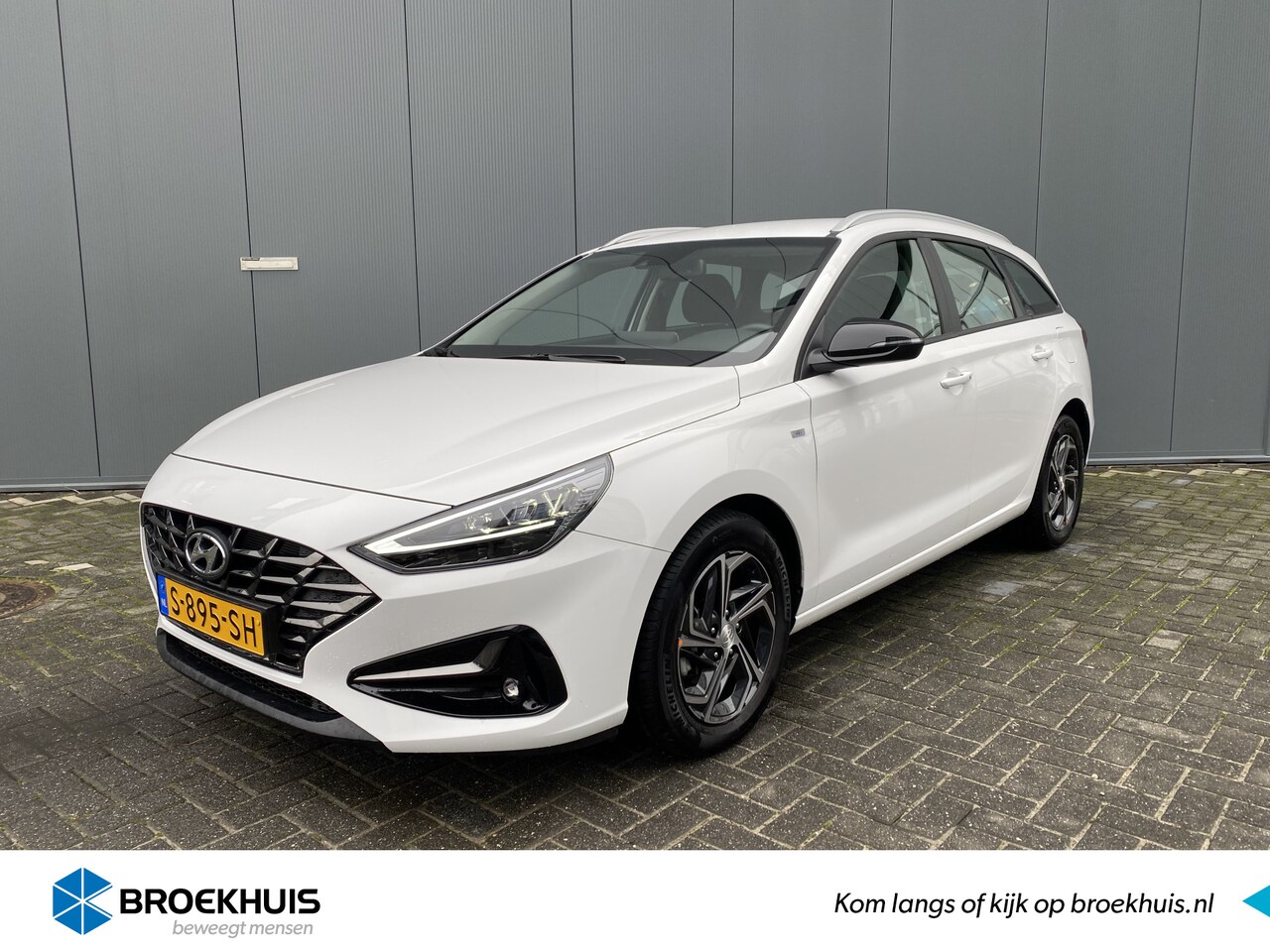 Hyundai i30 Wagon - 1.0 T-GDI 120pk MHEV Comfort Smart | Camera | Keyless Entry | Climate Control | Inklapbare - AutoWereld.nl