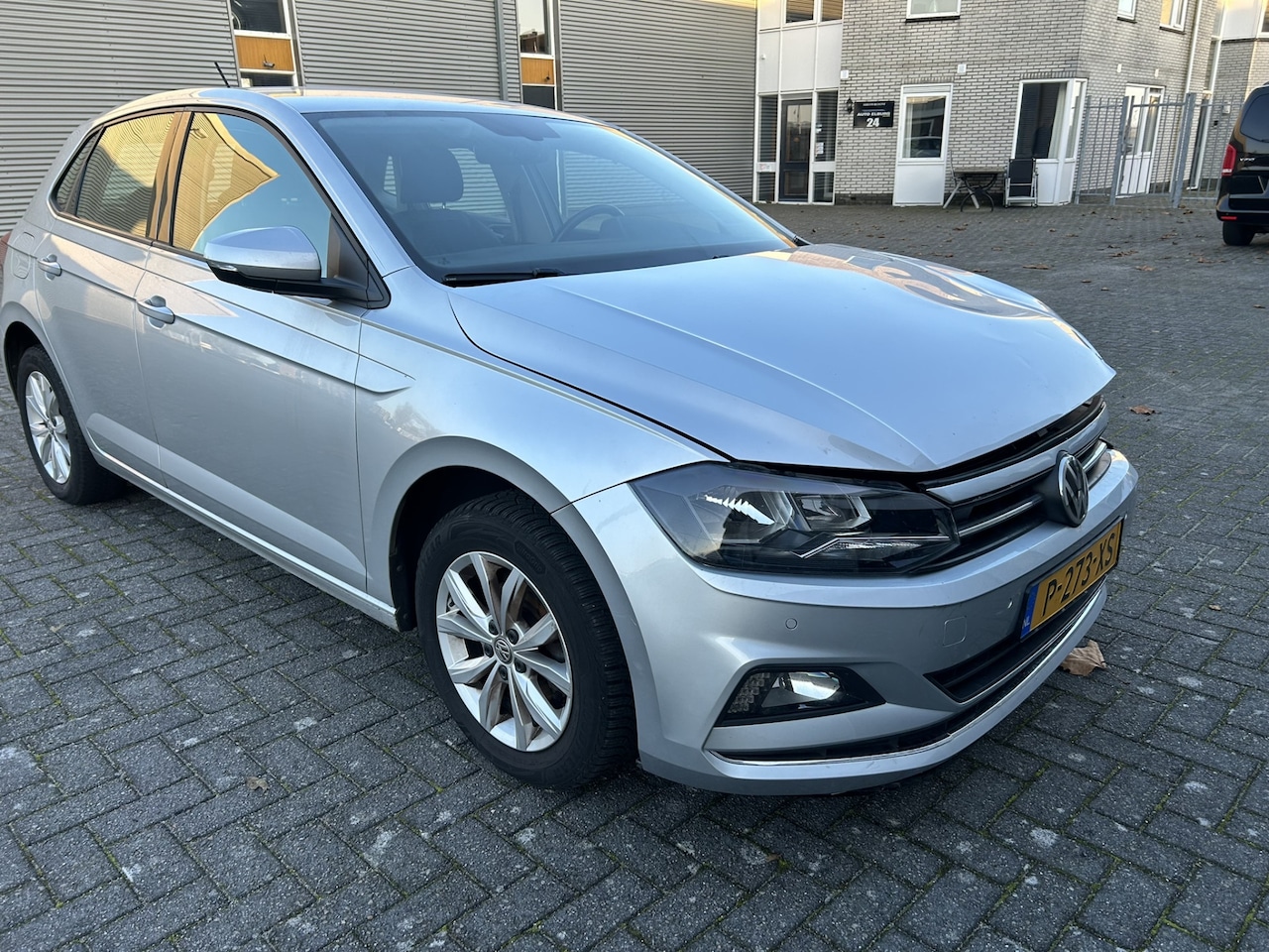 Volkswagen Polo - 1.0 TSI Highline Business R 1.0 TSI 96 PK Highline Business R - AutoWereld.nl