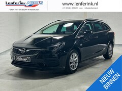 Opel Astra Sports Tourer - 1.2 Elegance Navi Clima Verwarmbaar stuur + stoelen Cruise Sportstoelen PDC v+a