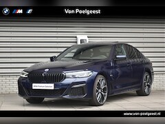 BMW 5-serie - Sedan 530e High Executive / M Sport / Harman Kardon / Panoramadak / Head-Up Display