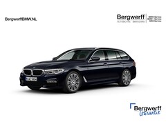 BMW 5-serie Touring - 520d - M-Sport - Pano - Comfortzetels - Navi Prof - Adaptive LED