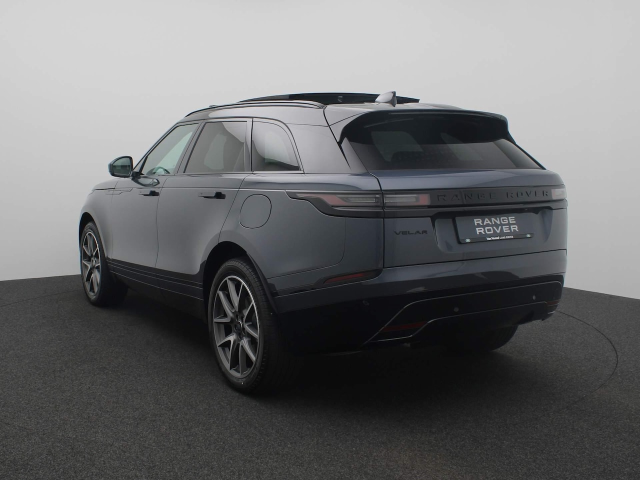 Land Rover Range Rover Velar 2.0 P400e R-dynamic S Awd Land Rover Range Rover Velar 2.0 P400e R-Dynamic HSE MY24 | Cold