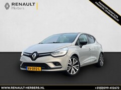 Renault Clio - 1.2 TCe Initiale Paris / PANO / CAMERA / SENSOREN V+A / VOL