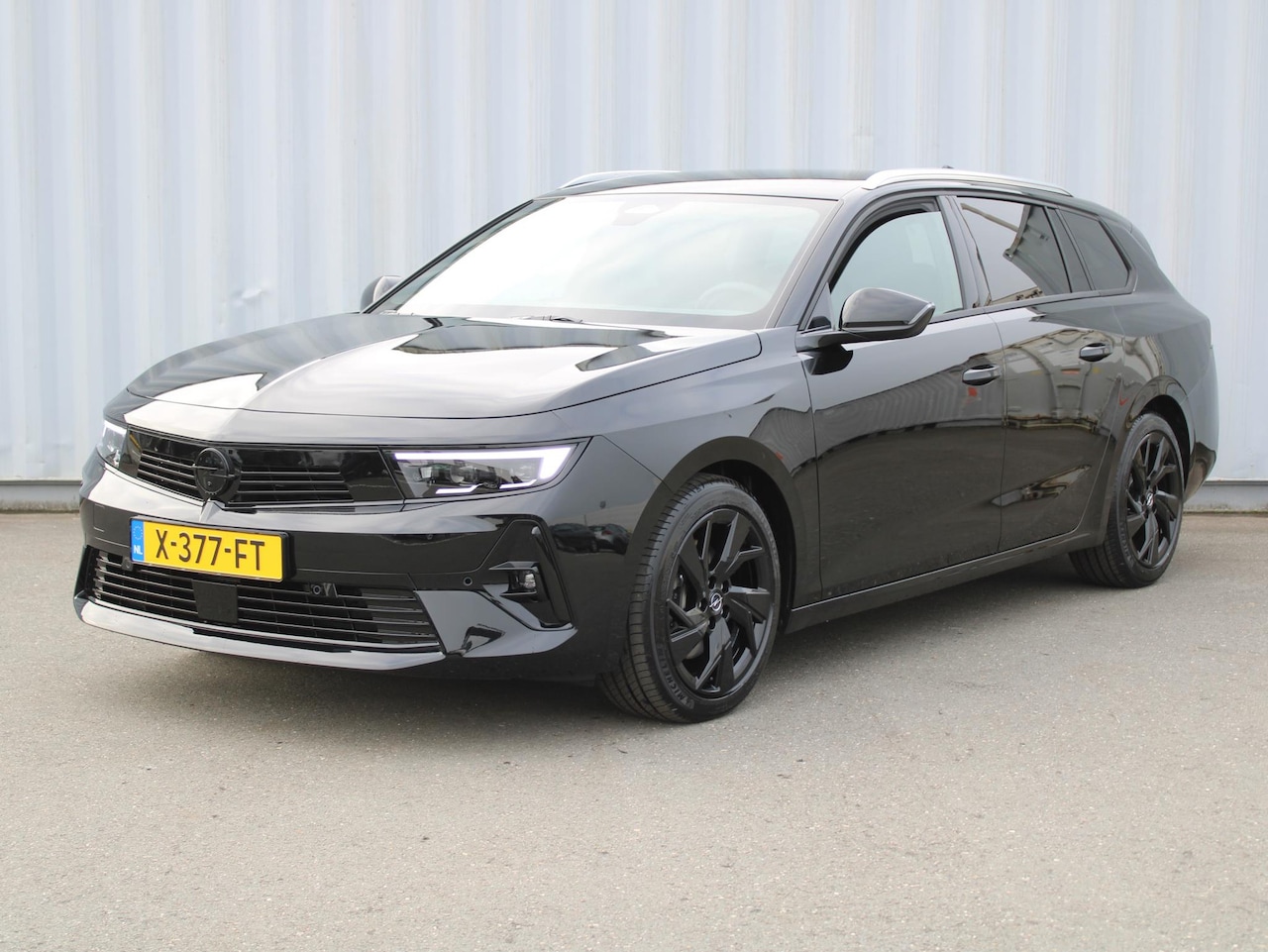 opel-astra-sports-tourer-1-2-turbo-gs-1-2-turbo-gs.jpg