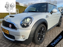 MINI Cooper S - Cooper S CAMDEN 50TH ED. ECC PANO NAVI LEDER XENON HARMAN KARDON