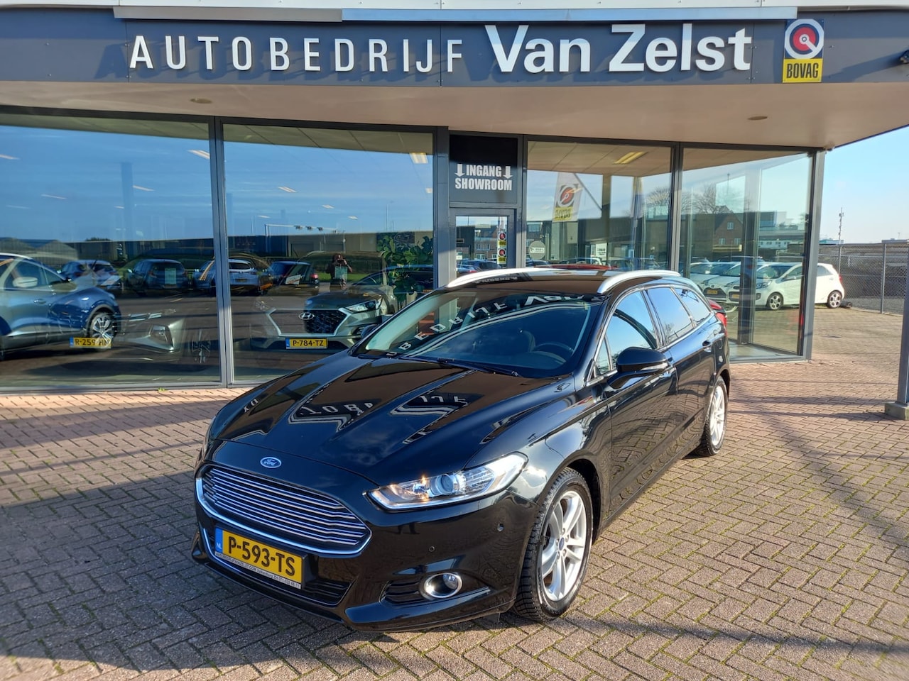 Ford Mondeo Wagon - 1.5 Titanium Automaat, Airco(automatisch), Multimedia systeem, Navigatie, Bluetooth telefo - AutoWereld.nl