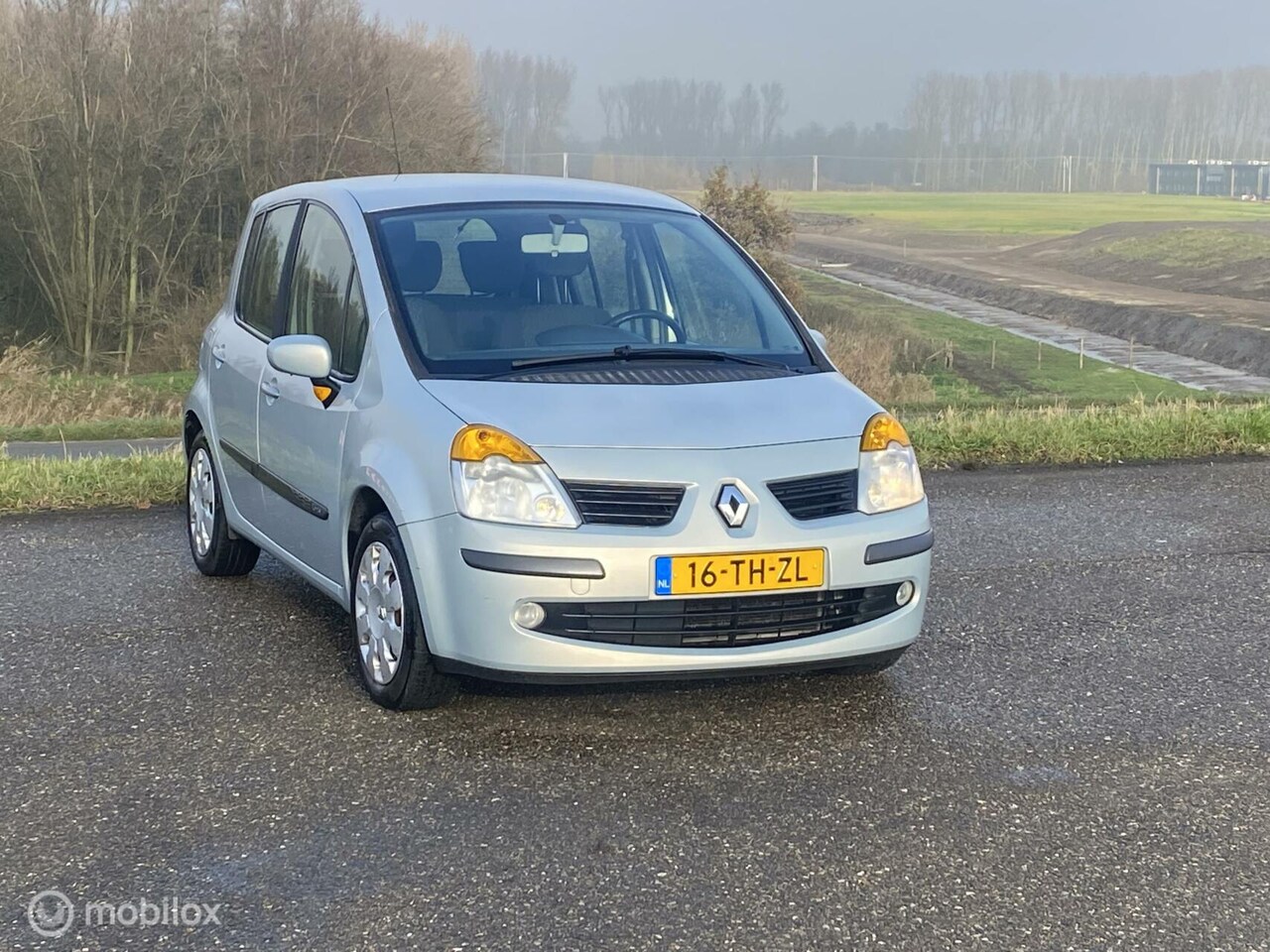 Renault Modus - 1.6-16V Authentique Basis 1.6-16V Authentique Basis - AutoWereld.nl