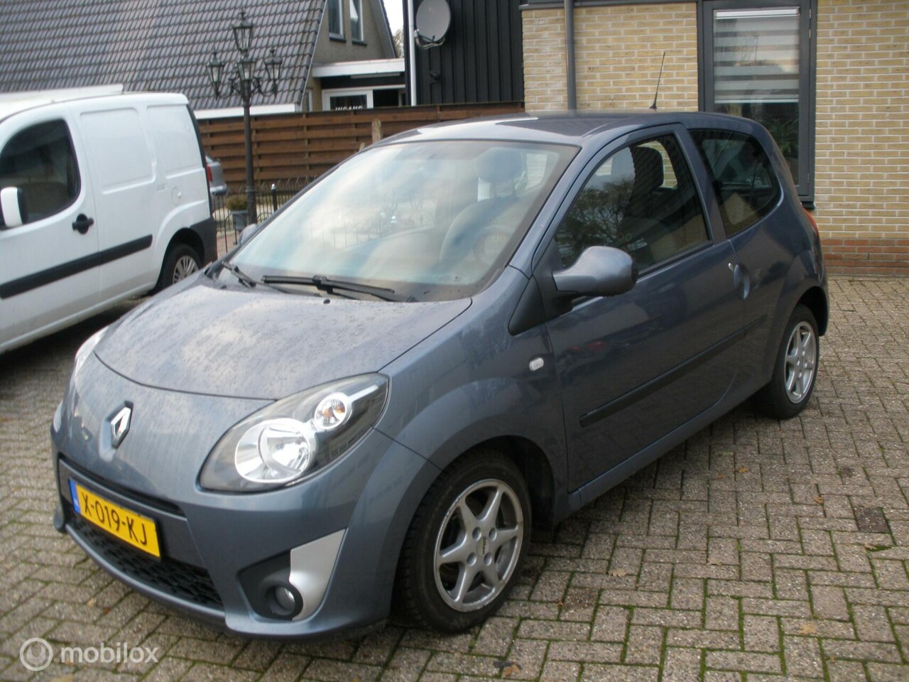 Renault Twingo - 1.2 Dynamique airco lm wielen nwe apk!!!!