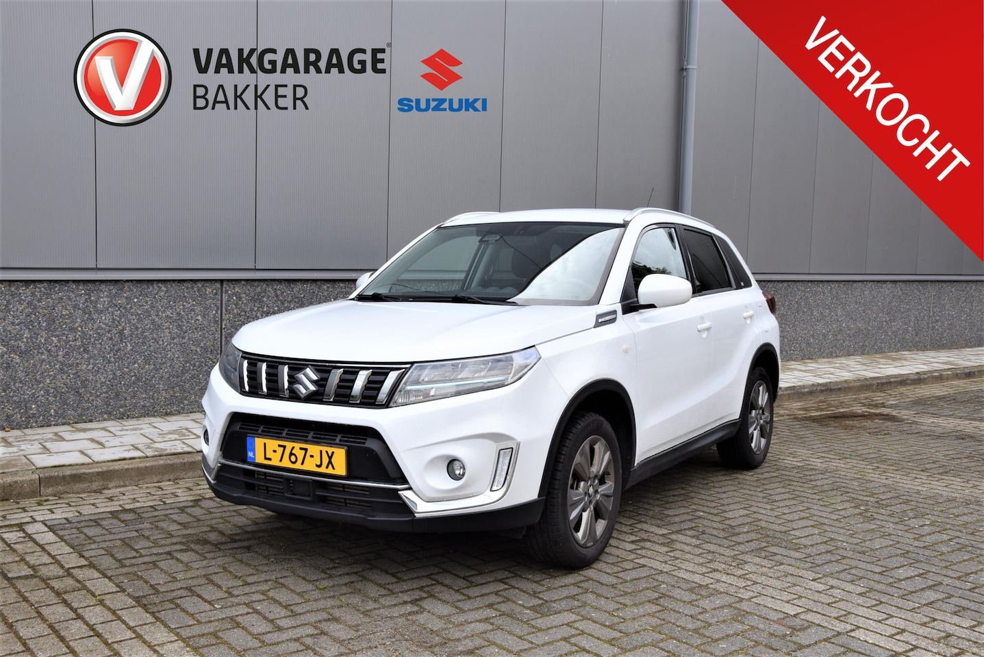 Suzuki Vitara - 1.4 Boosterjet Select Smart Hybrid | navigatie - AutoWereld.nl
