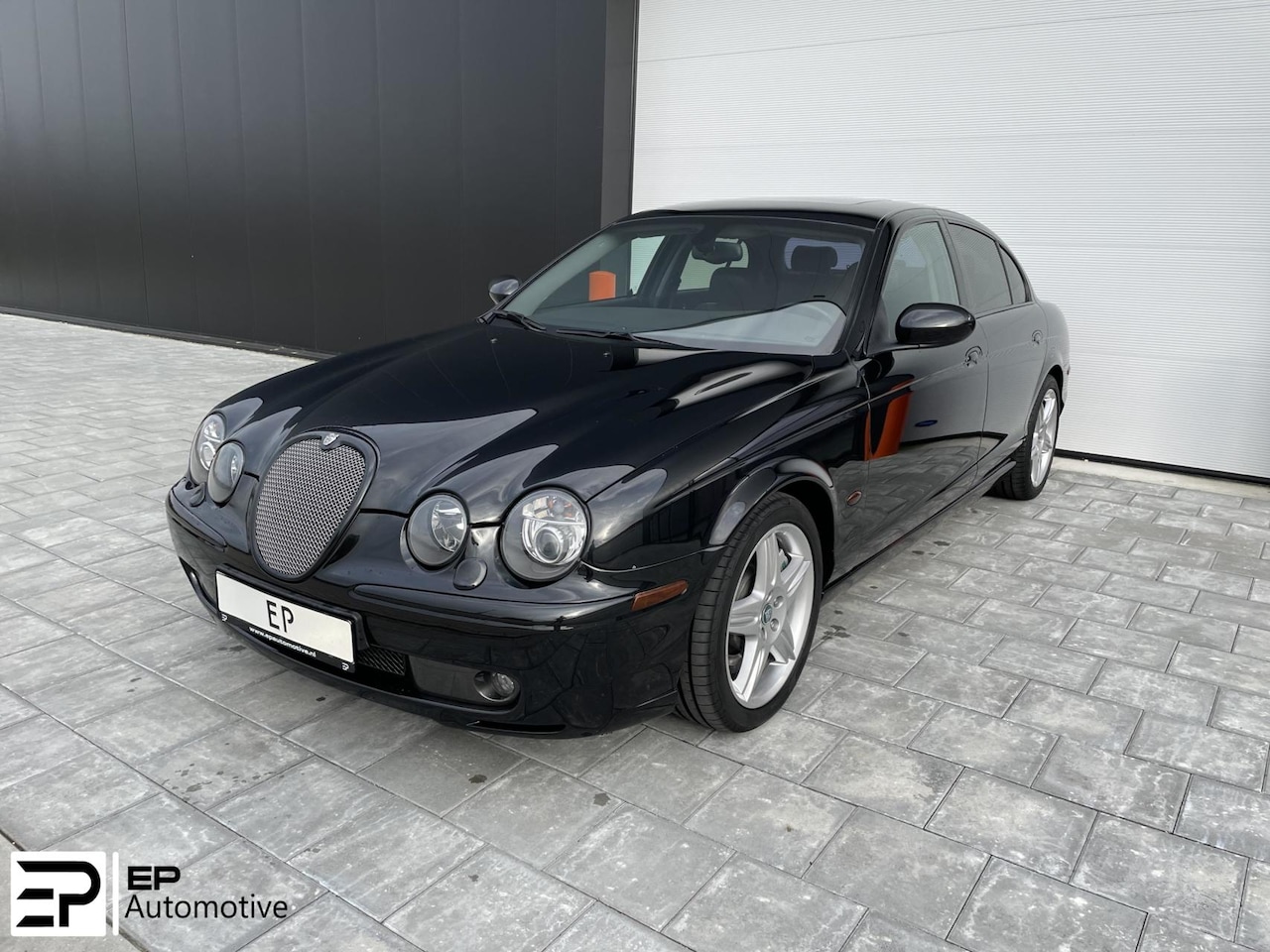 Jaguar S-type - 4.2 V8 R S/C 4.2 V8 R S/C - AutoWereld.nl