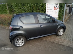 Toyota Aygo - 1.0-12V Dynamic Navigator met airco