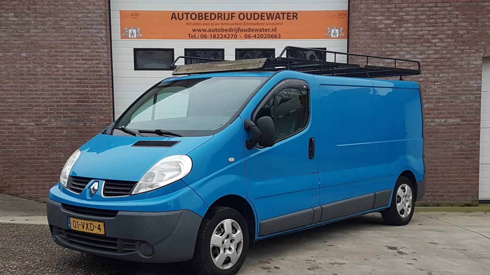 Renault Trafic - 2.0 dCi T29 L2H1 Générique Youngtimer/ Marge! - AutoWereld.nl