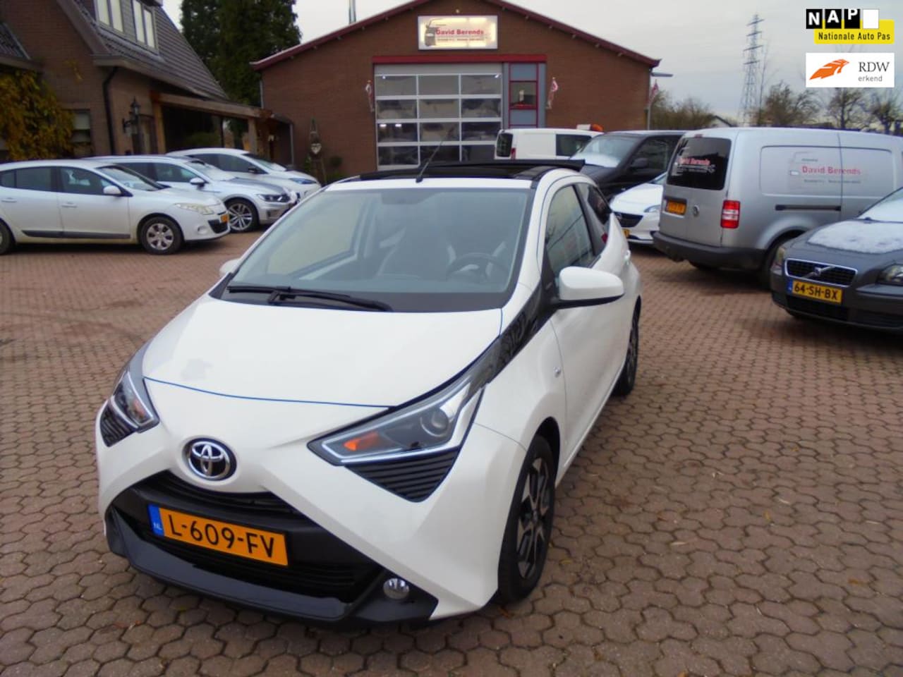 Toyota Aygo - 1.0 VVT-i x-joy cabrio|NL auto|super netjes - AutoWereld.nl