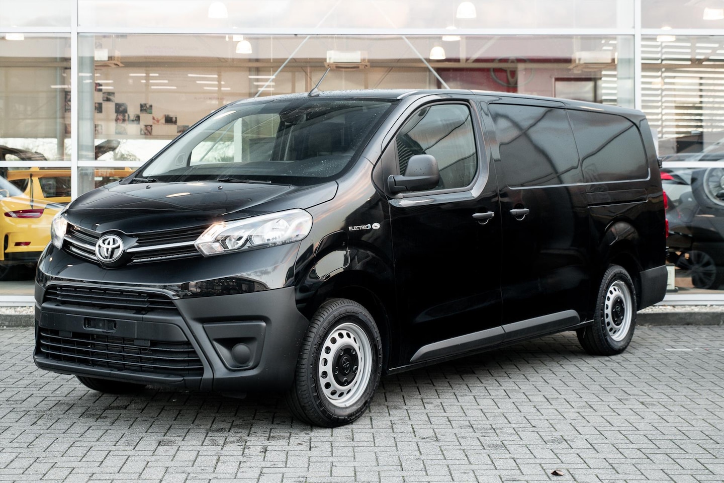 Toyota ProAce Worker - Long Extra Range 75kWh Live | ARRR | 2e Schuifdeur - AutoWereld.nl