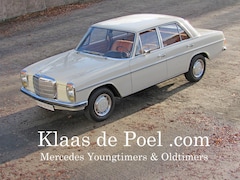 Mercedes-Benz 200-280 (W115) - W115 220 automatic