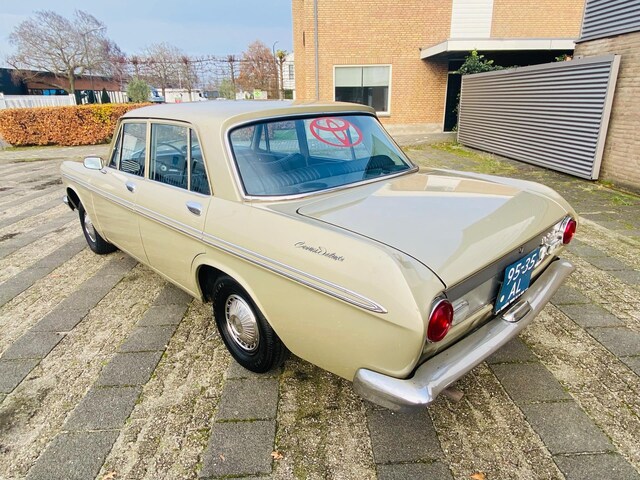 toyota-crown-rs-41-l-1965-opknapper.jpg