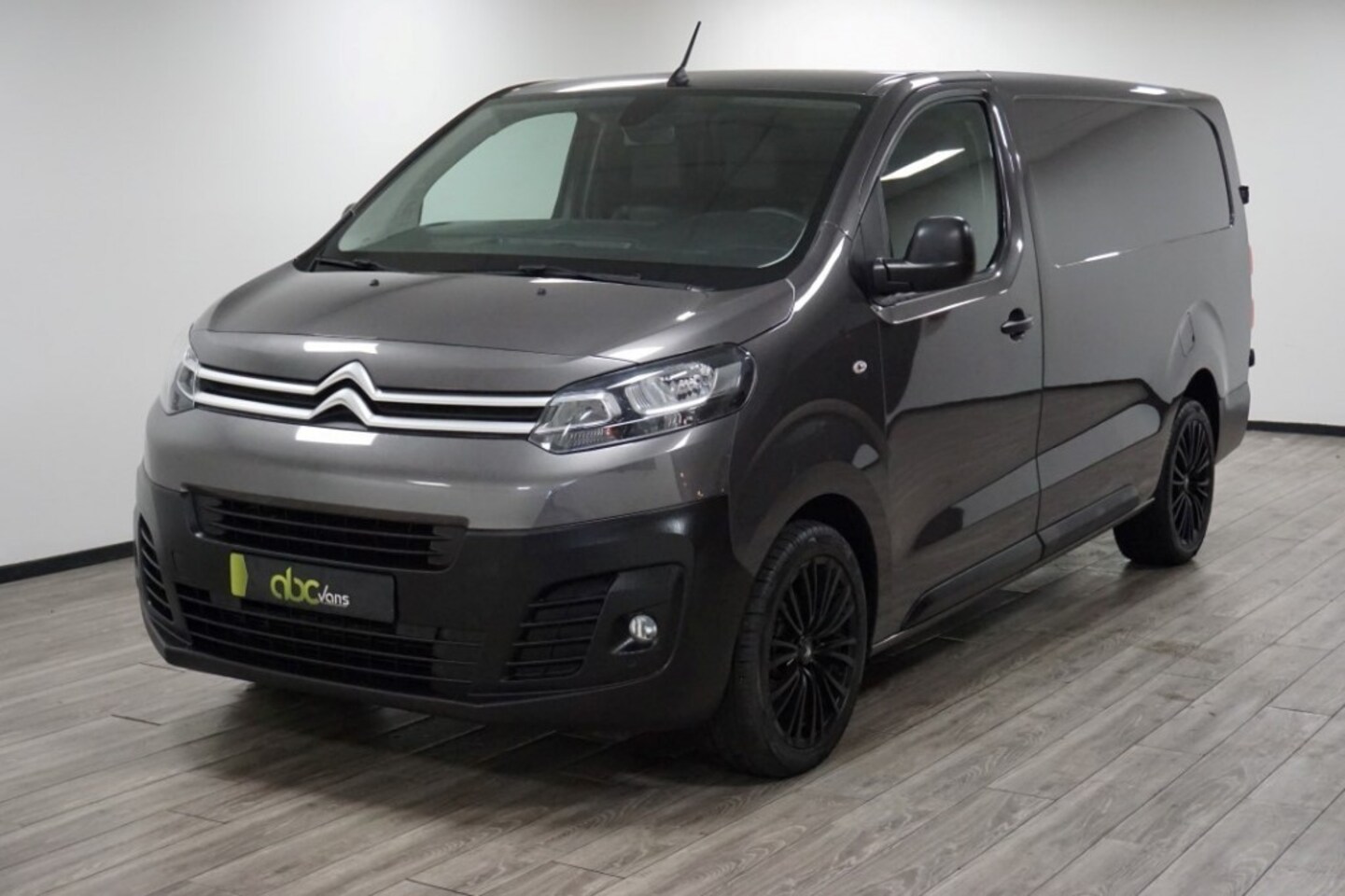 Citroën Jumpy - 2.0 BlueHDI 120PK XL - L3/ AIRCO/ NAVI - AutoWereld.nl