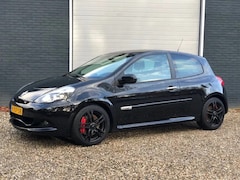 Renault Clio - 2.0 RS 200 pk