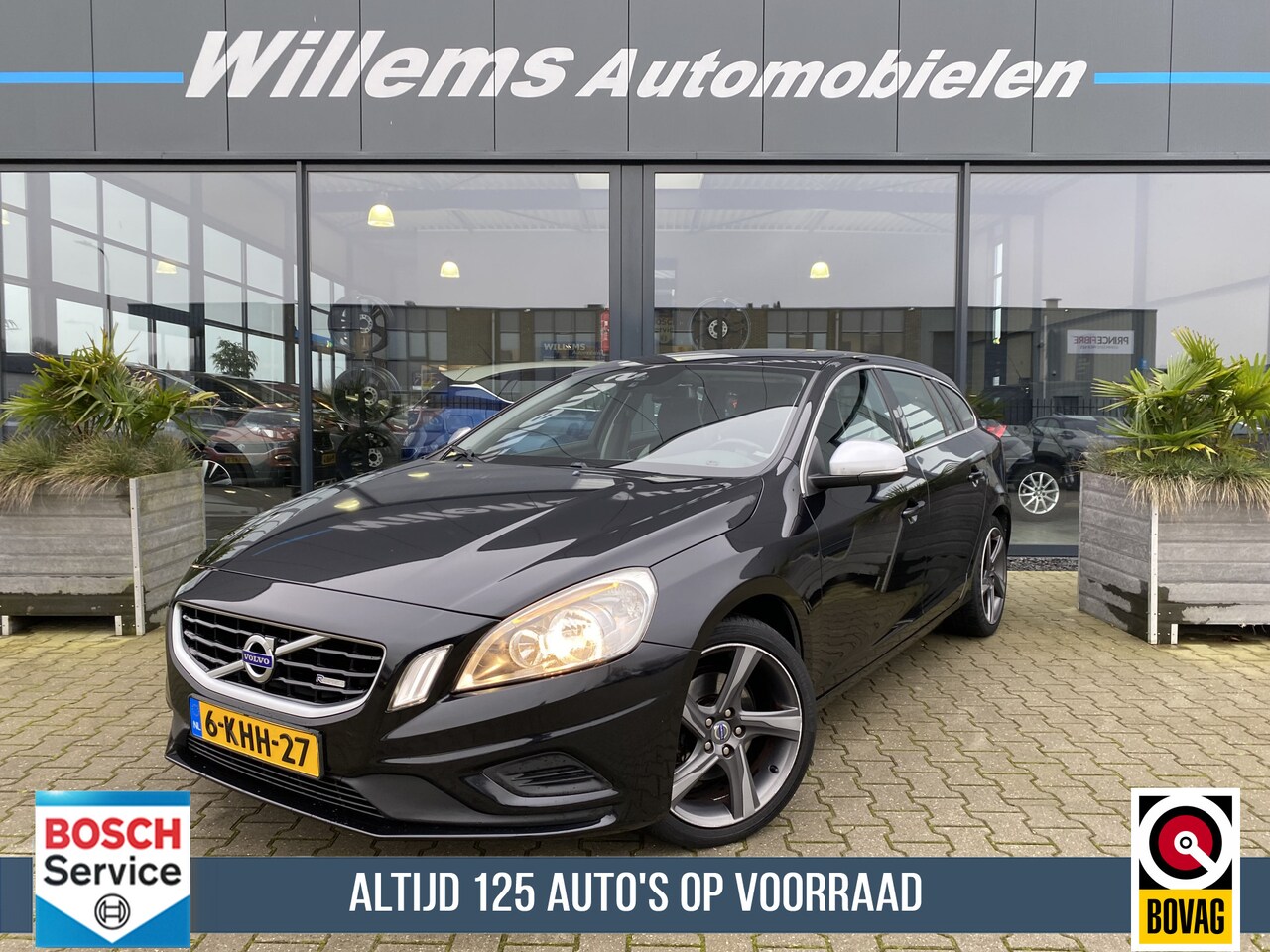 Volvo V60 - 1.6 T3 R-Design Stoelverwarming, Schuifkanteldak & Navigatie - AutoWereld.nl