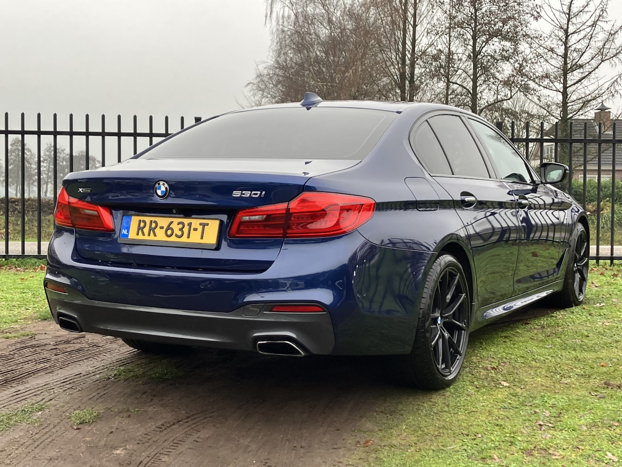bmw-5-serie-530i-xdrive-high-executive-panodak-led-19inch-camera-head-up-leer.jpg