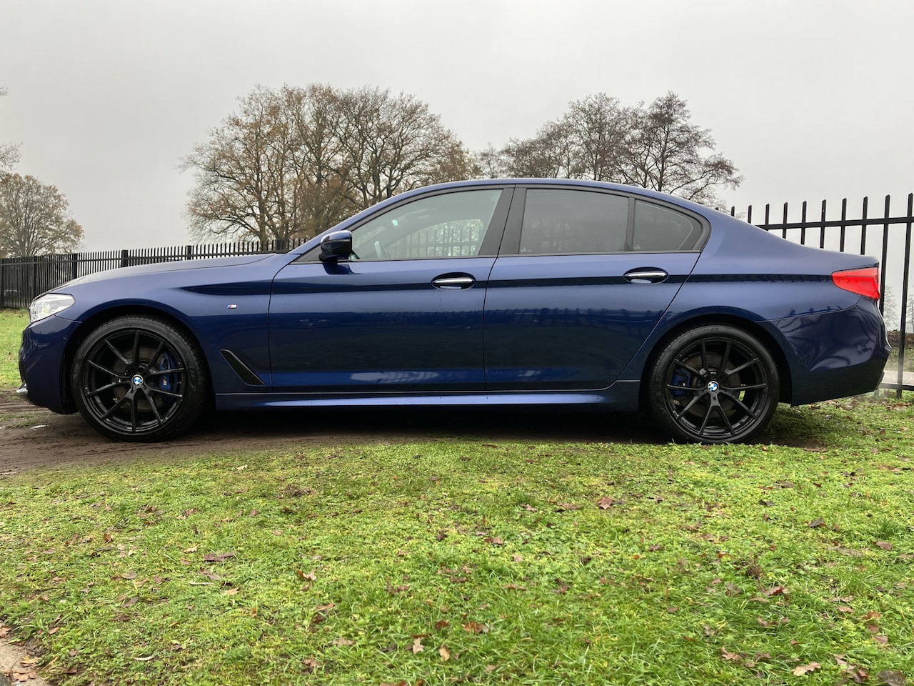 bmw-5-serie-530i-xdrive-high-executive-panodak-led-19inch-camera-head-up-leer.jpg