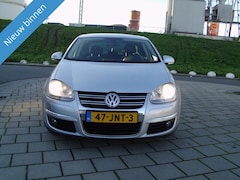 Volkswagen Jetta - 1.4 TSI AUTOMAAT SEDAN MET AIRCO NAVI