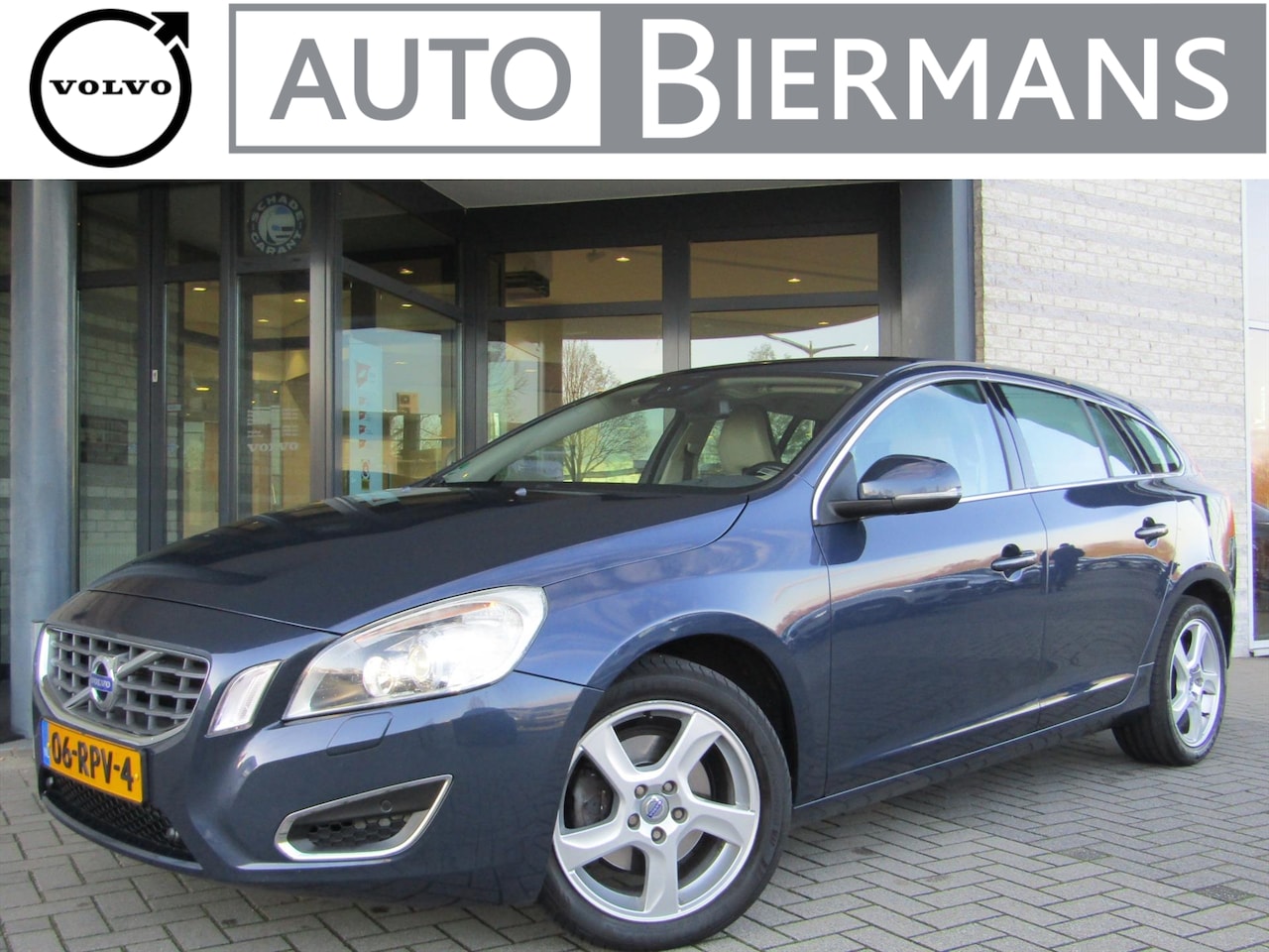 Volvo V60 - 1.6 T4 180PK SUMMUM | Leder | Xenon | High Perform.Audio | - AutoWereld.nl